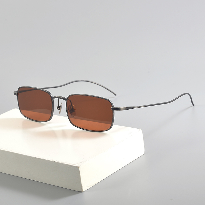 Gafas de sol cuadradas pequeña - Quality Outdoor Lighting Brands reseña y precio