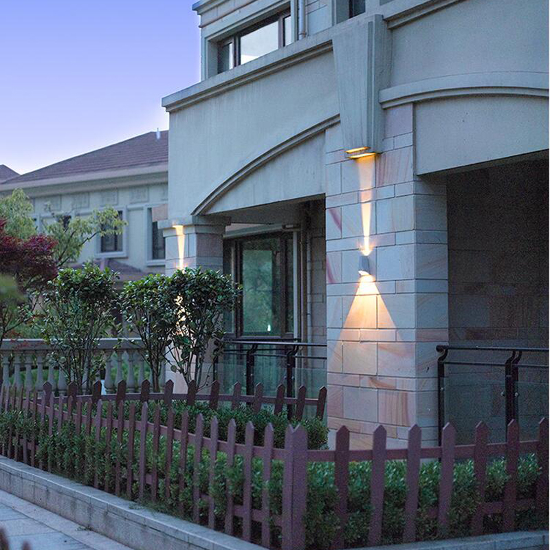 Lámpara LED de pared para exte - Outdoor Lighting Lux reseña y precio